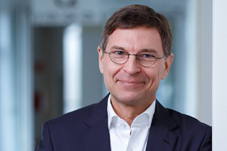 Institutsleiter des Fraunhofer IAIS Prof. Dr. Stefan Wrobel